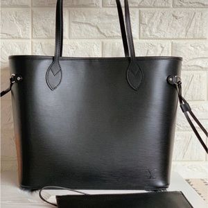 Authentic Louis Vuitton Never Full Tote